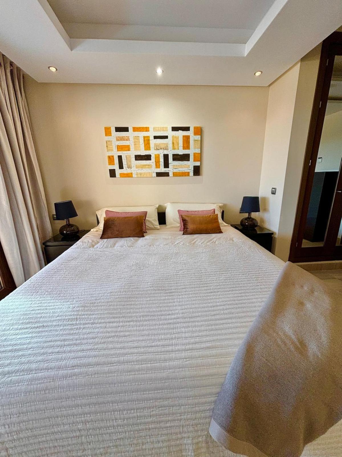 5 Stars Beachfront Paradise - Seaview, Always Heated Pool, Gym, Sauna! Estepona